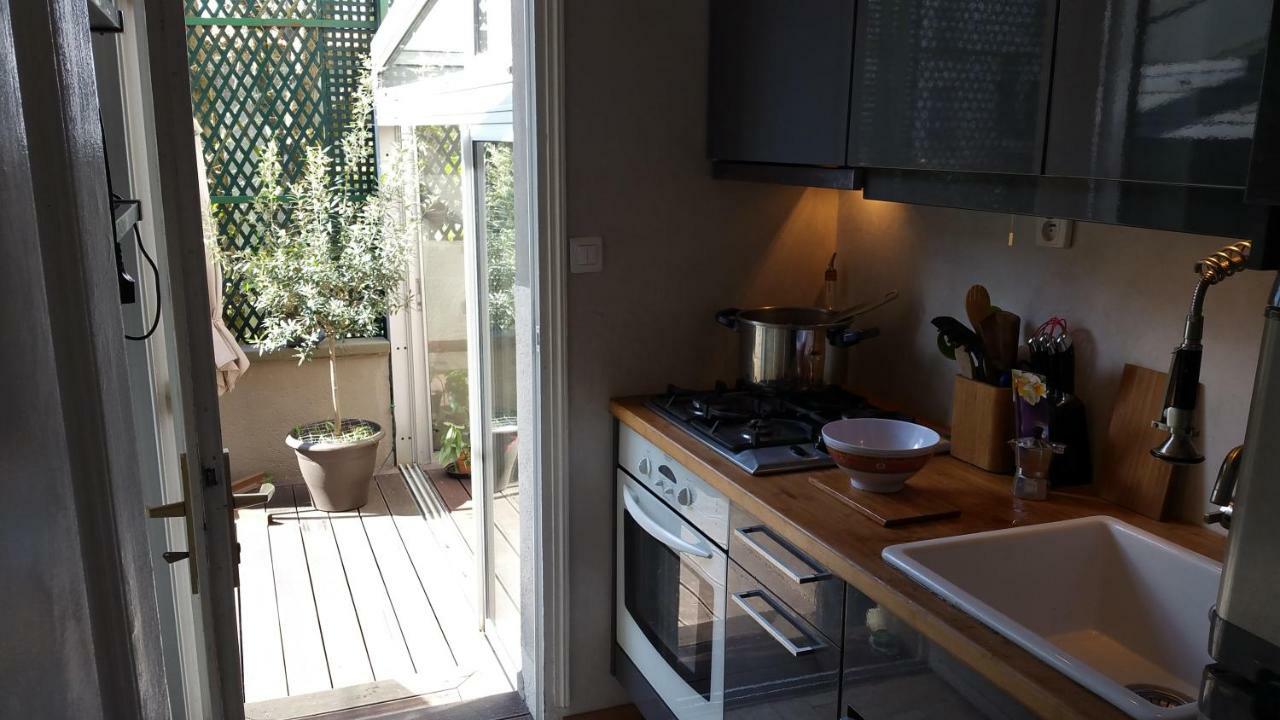 Atout Charme Versailles Exterior photo