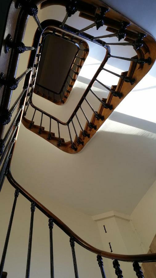 Atout Charme Versailles Exterior photo
